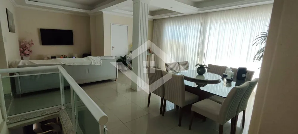 Casa, 3 quartos, 322 m² - Foto 2