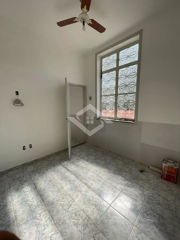 Casa para alugar com 2 quartos, 70m² - Foto 3