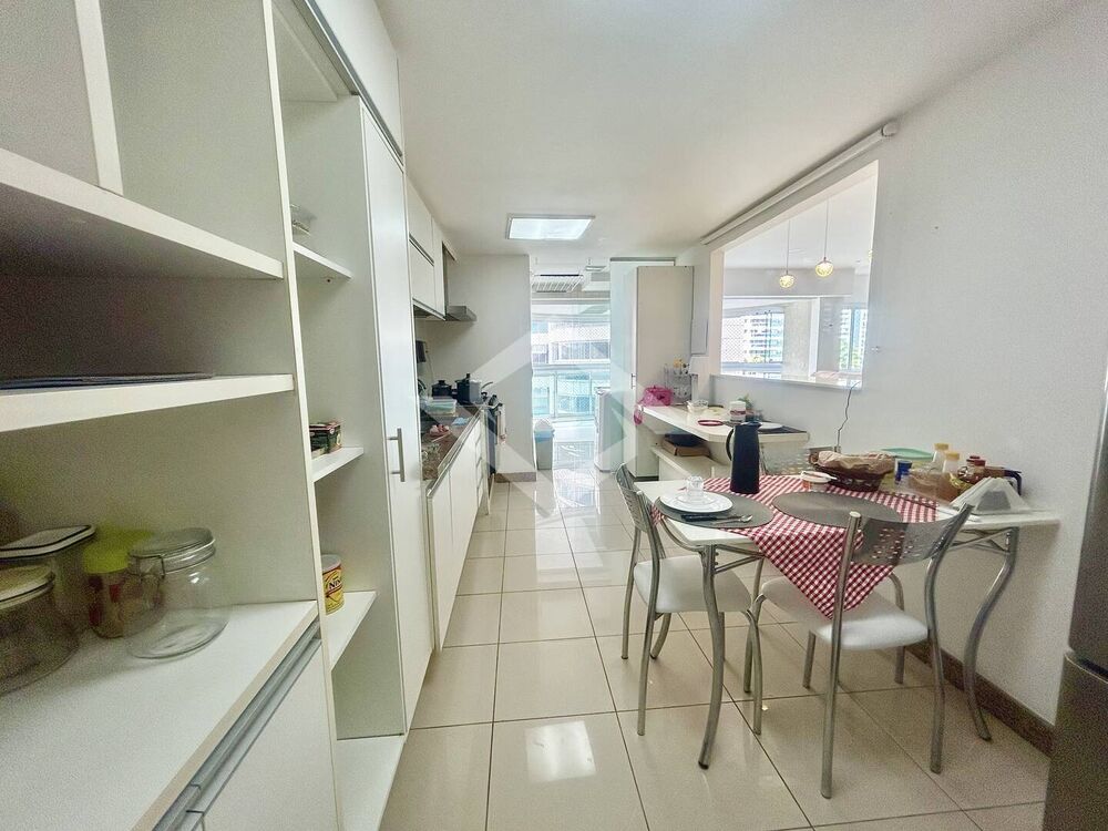 Apartamento à venda com 4 quartos, 134m² - Foto 8