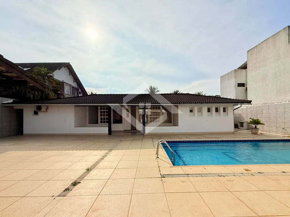 Casa, 4 quartos, 359 m² - Foto 2