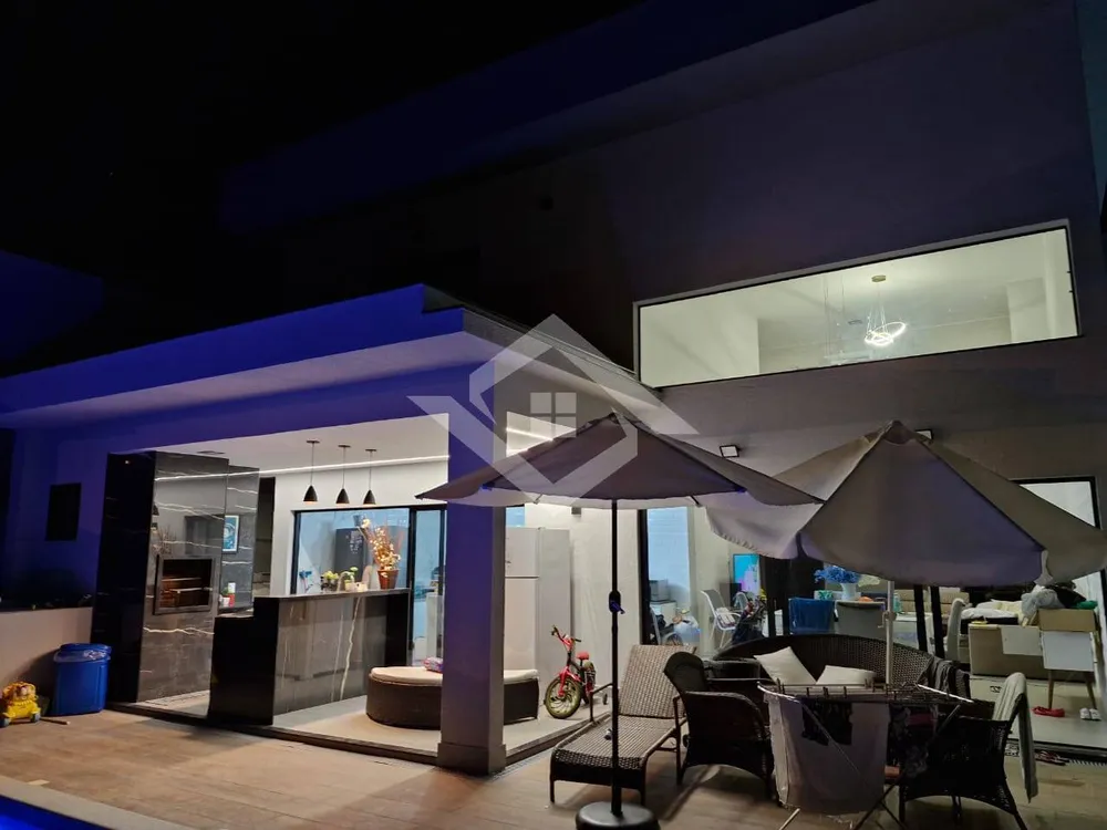 Casa, 3 quartos, 263 m² - Foto 2