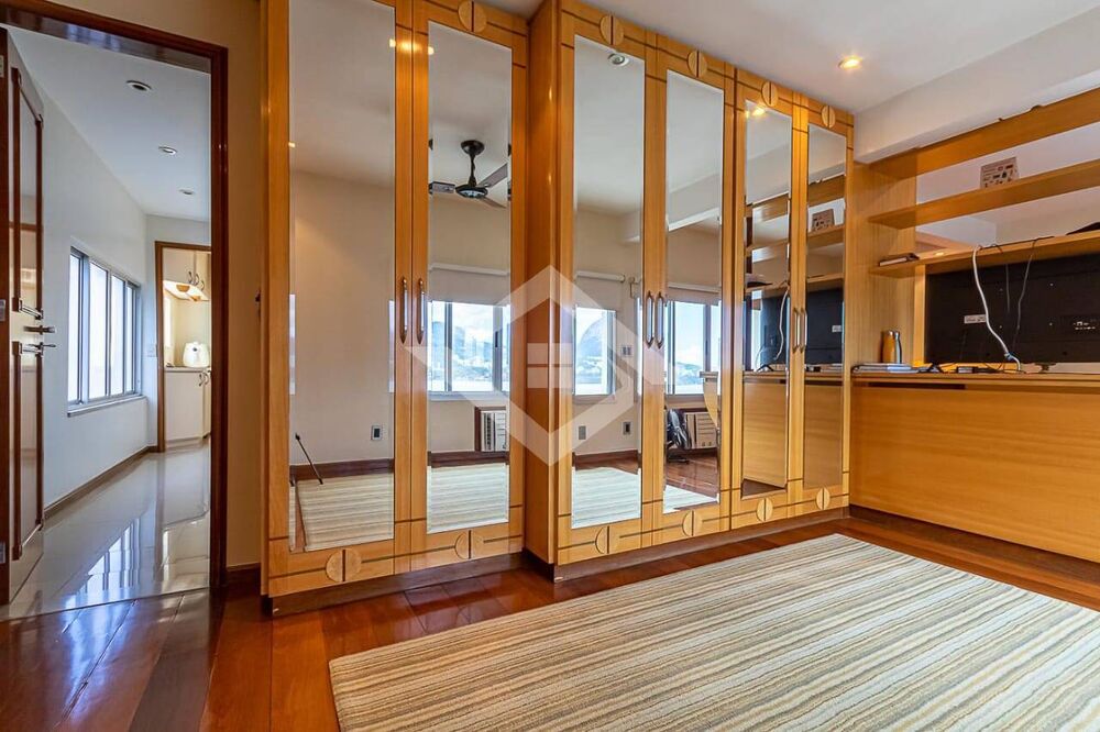 Apartamento à venda com 4 quartos, 545m² - Foto 2