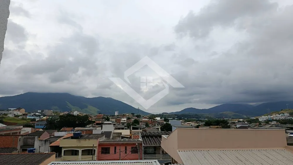 Casa, 2 quartos, 200 m² - Foto 1