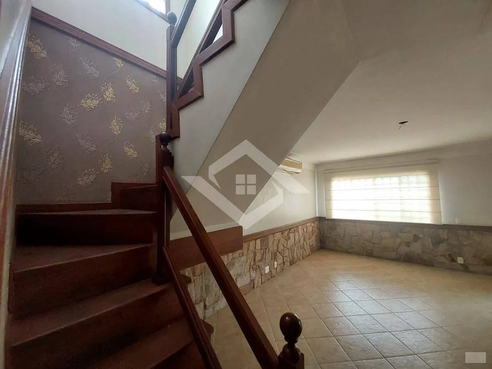 Casa, 5 quartos, 200 m² - Foto 13