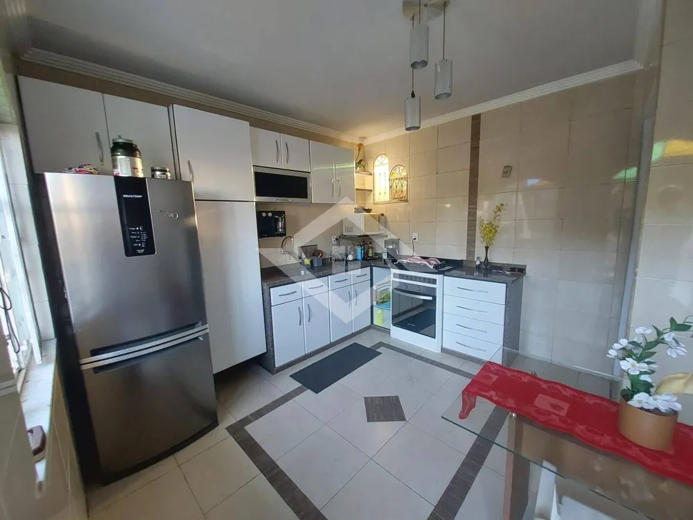 Casa, 3 quartos, 245 m² - Foto 12
