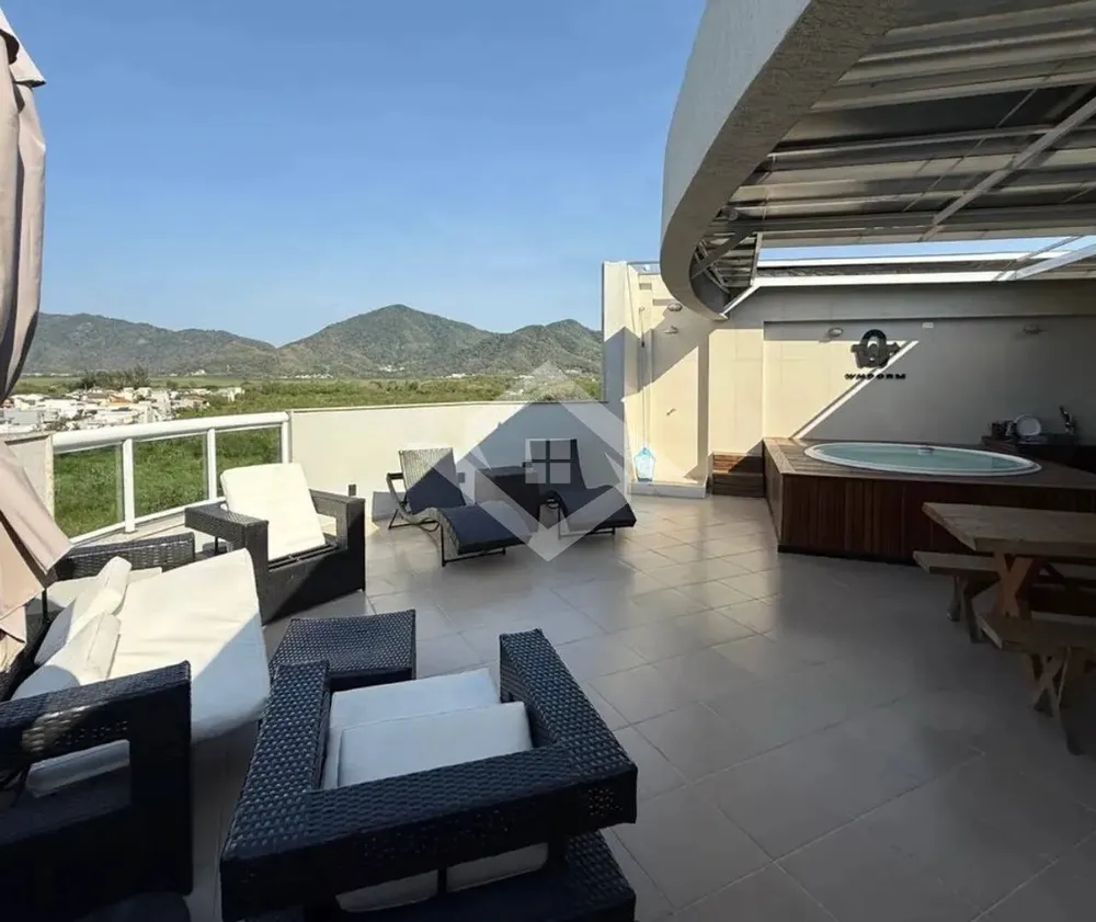 Apartamento, 3 quartos, 211 m² - Foto 1