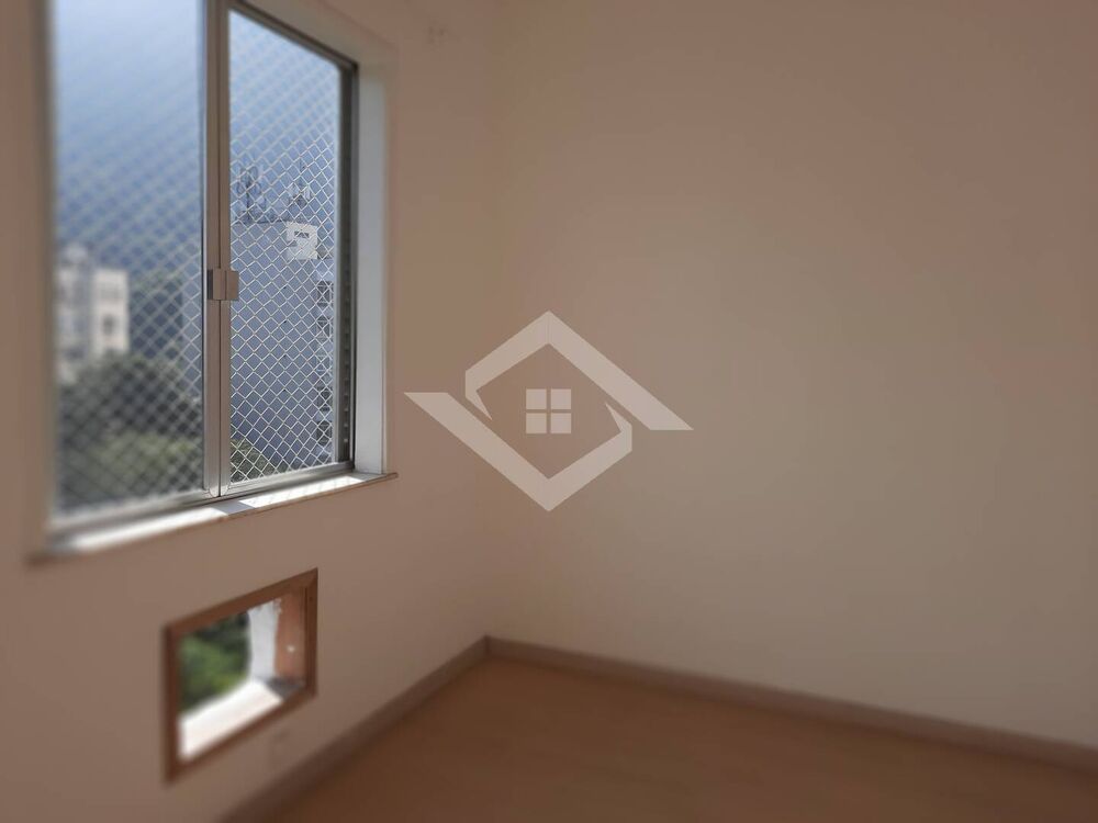 Apartamento à venda com 2 quartos, 72m² - Foto 5