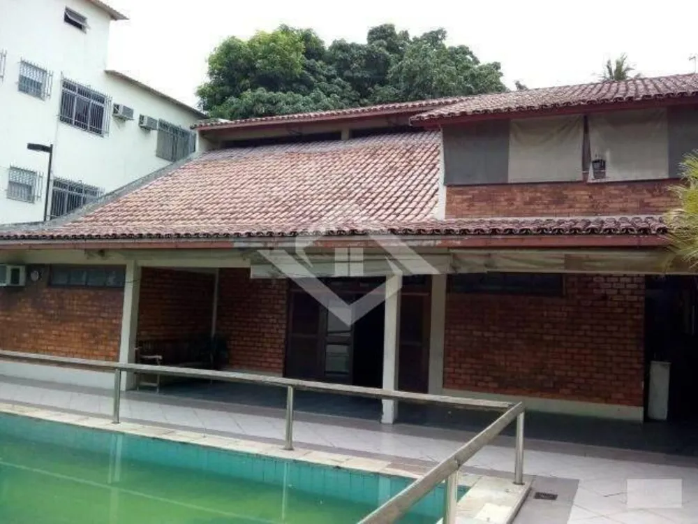 Loja-Salão, 750 m² - Foto 1