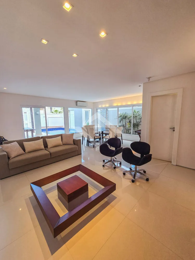 Casa, 5 quartos, 253 m² - Foto 14