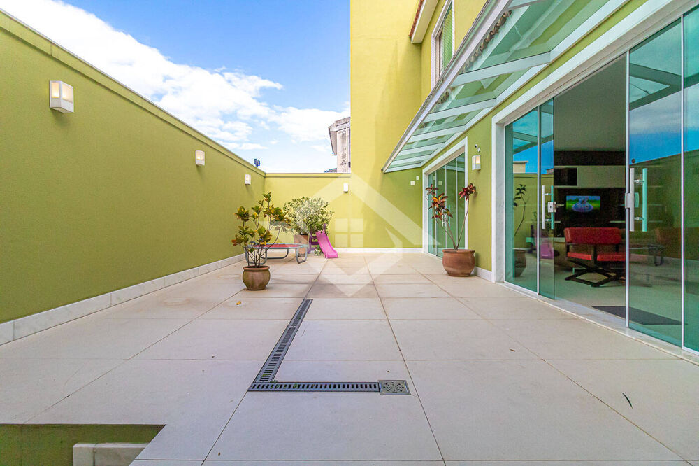 Casa à venda com 4 quartos, 595m² - Foto 5