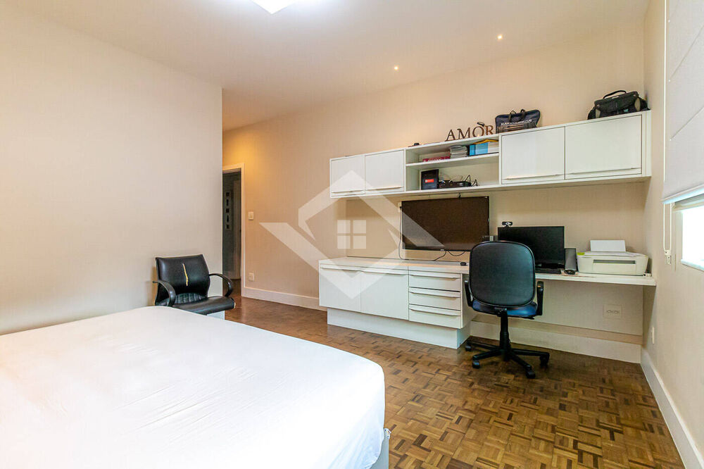 Casa à venda com 4 quartos, 595m² - Foto 3