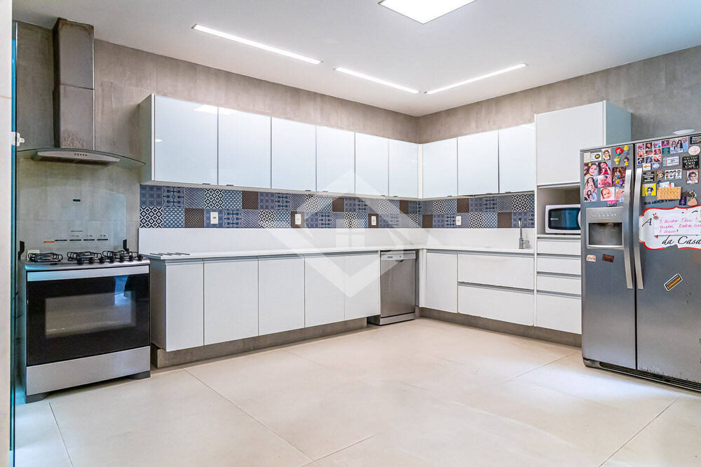 Casa à venda com 4 quartos, 595m² - Foto 8