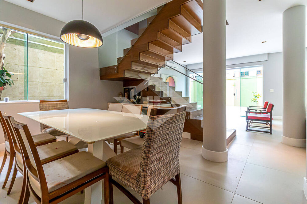 Casa à venda com 4 quartos, 595m² - Foto 7