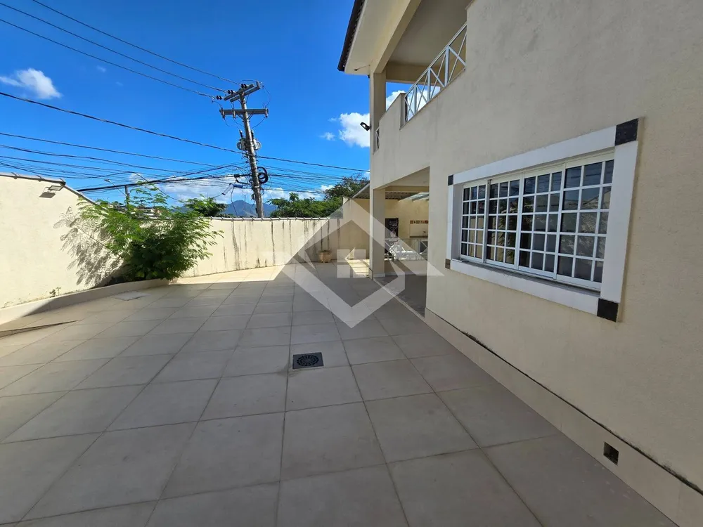 Casa, 3 quartos, 220 m² - Foto 3