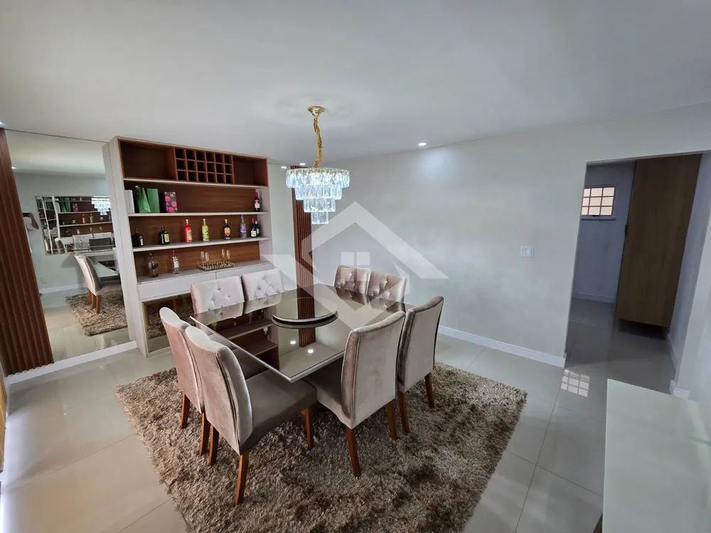 Casa, 3 quartos, 220 m² - Foto 35