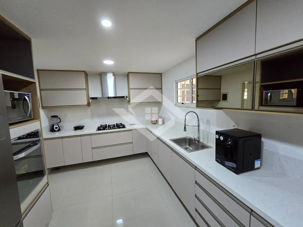 Casa, 3 quartos, 220 m² - Foto 38