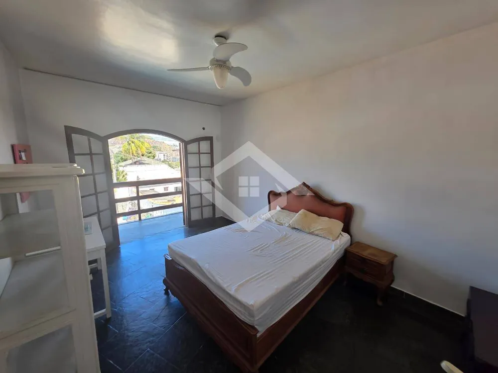 Casa, 3 quartos, 260 m² - Foto 31