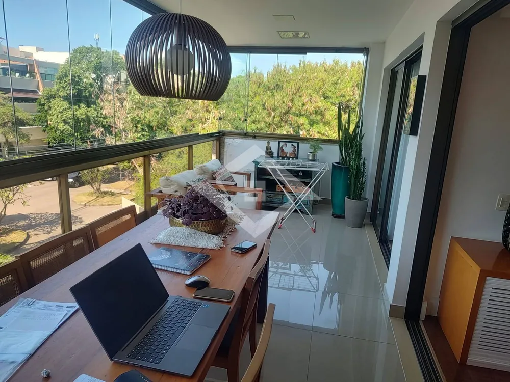 Apartamento, 3 quartos, 144 m² - Foto 2