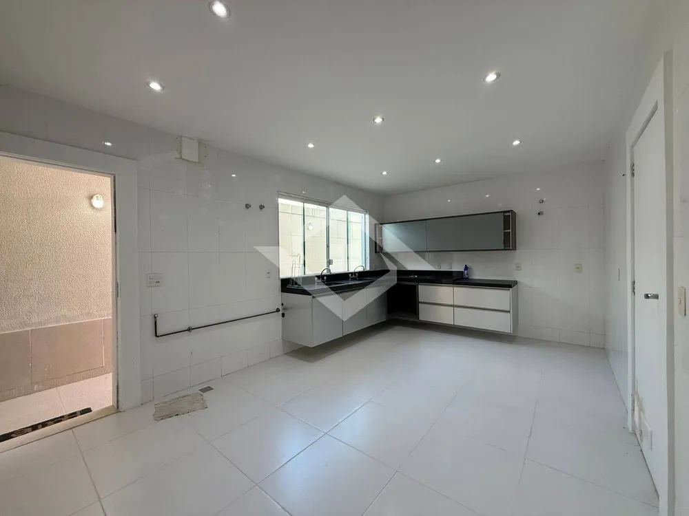 Casa, 7 quartos, 750 m² - Foto 22