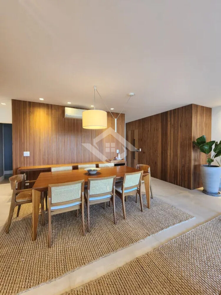 Apartamento à venda com 4 quartos, 233m² - Foto 1
