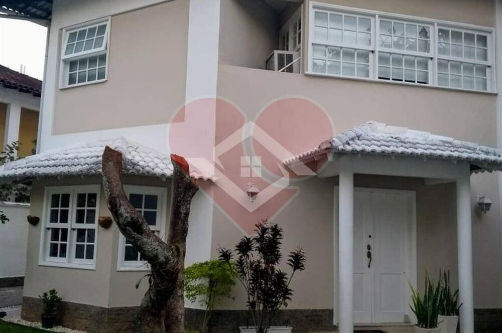 Casa à venda com 4 quartos, 750m² - Foto 2