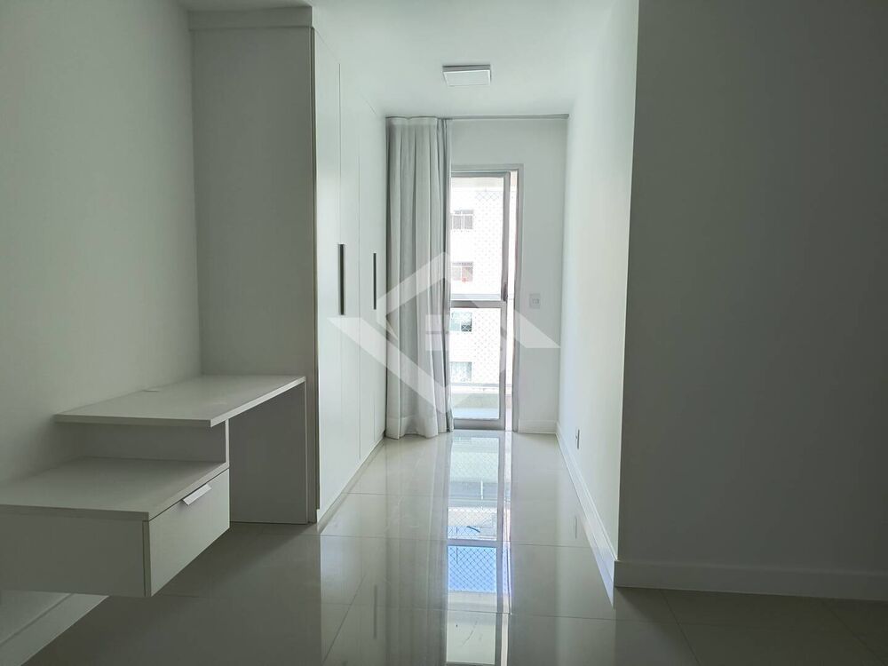 Apartamento para alugar com 3 quartos, 92m² - Foto 2