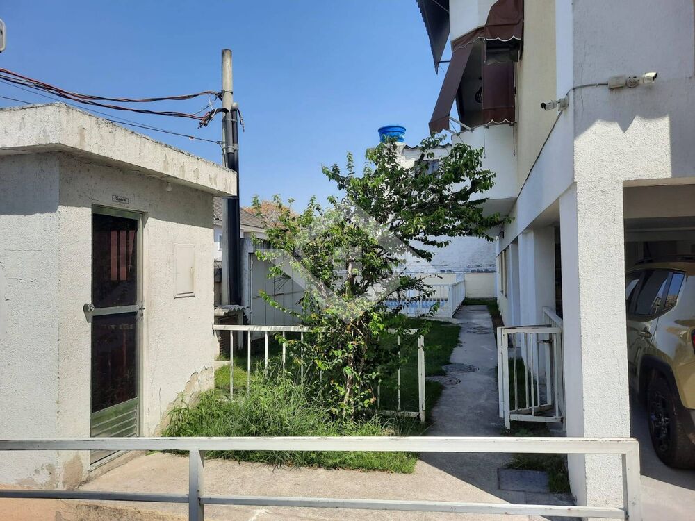 Apartamento à venda com 2 quartos, 57m² - Foto 1