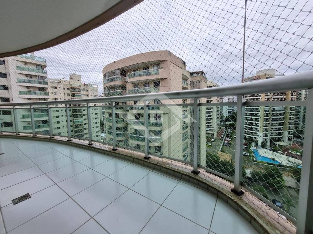 Apartamento à venda com 3 quartos, 76m² - Foto 3