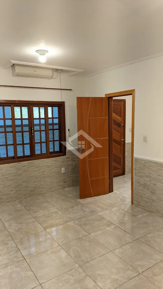 Casa, 3 quartos, 180 m² - Foto 2