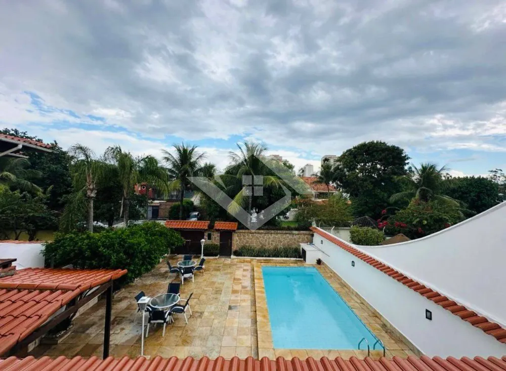 Casa, 4 quartos, 396 m² - Foto 1