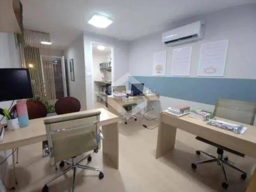 Prédio Inteiro - Foto 1