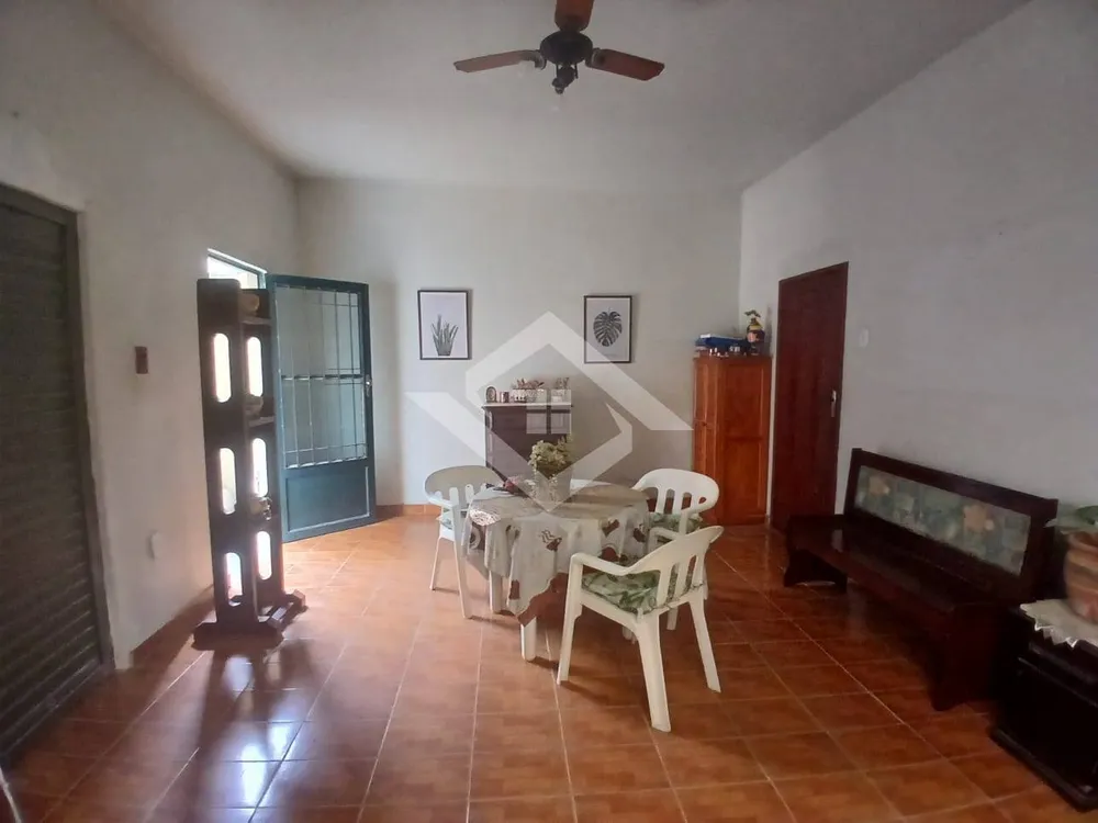 Casa, 4 quartos, 200 m² - Foto 2