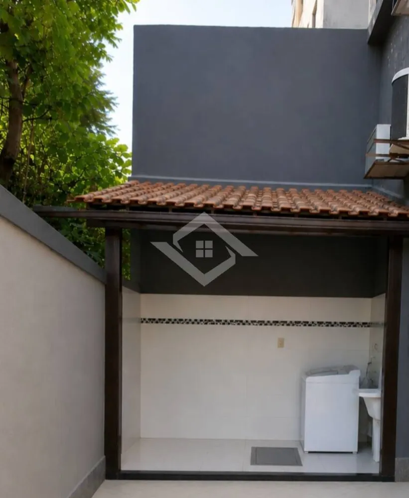 Casa, 5 quartos, 240 m² - Foto 2