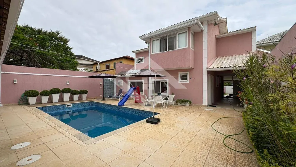 Casa, 3 quartos, 380 m² - Foto 1