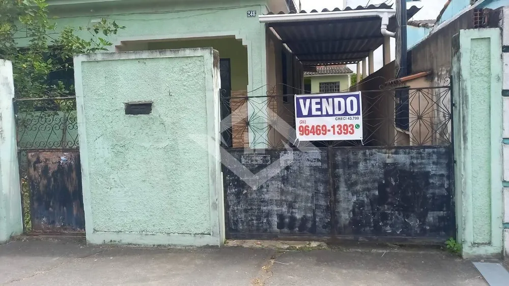 Casa, 6 quartos, 140 m² - Foto 1