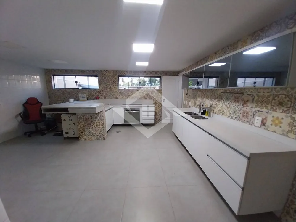 Casa, 6 quartos, 600 m² - Foto 33