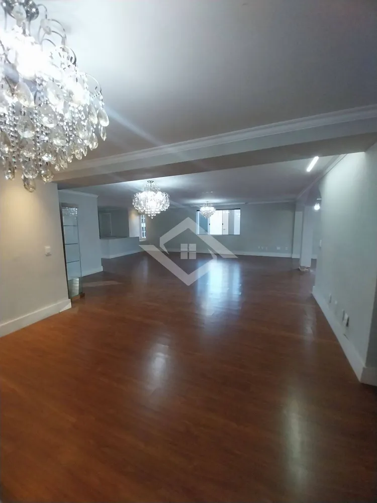 Casa, 6 quartos, 600 m² - Foto 31