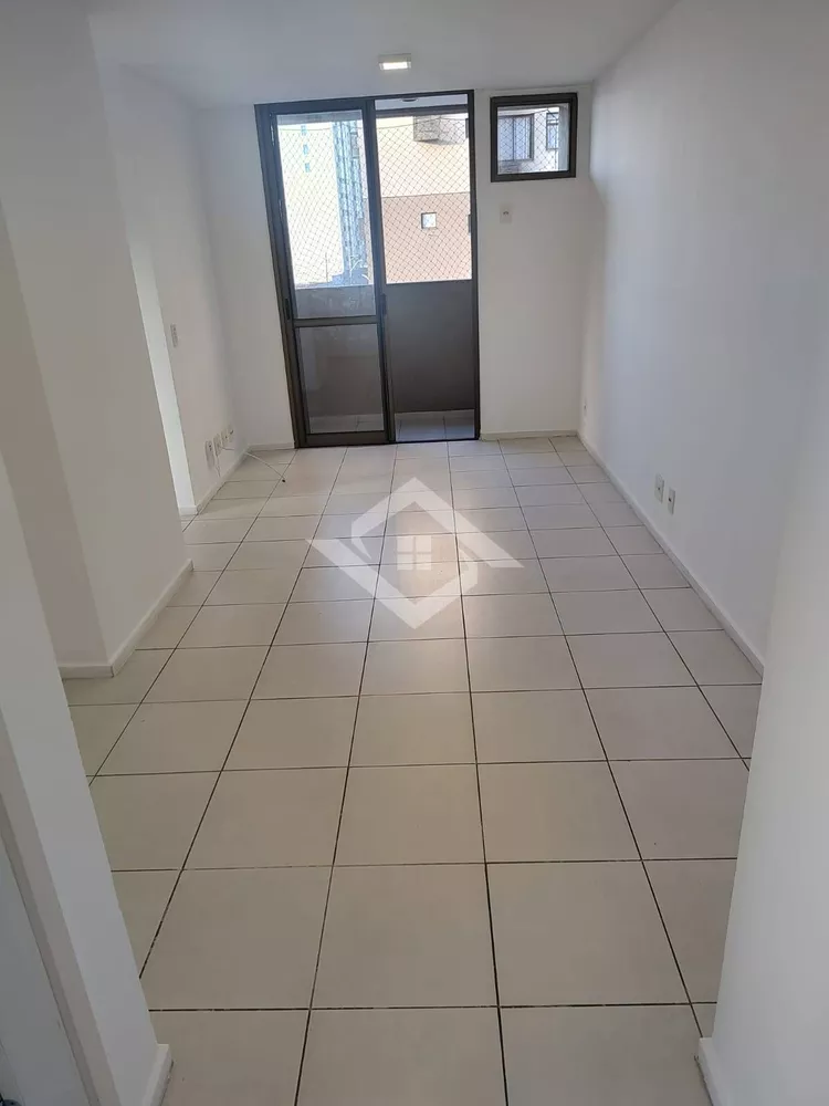 Apartamento, 3 quartos, 80 m² - Foto 2