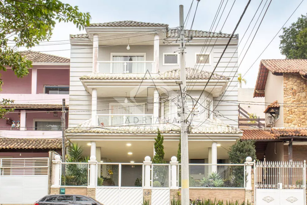 Casa, 3 quartos, 250 m² - Foto 1