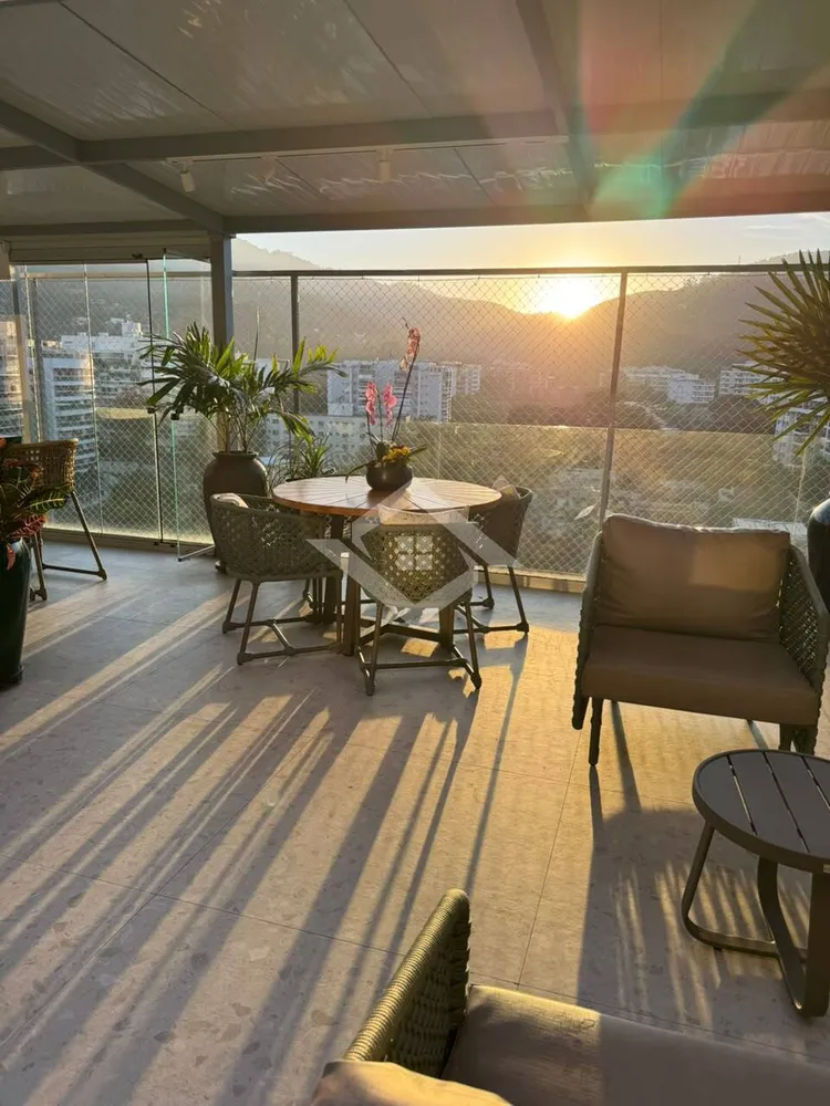 Cobertura, 4 quartos, 218 m² - Foto 3