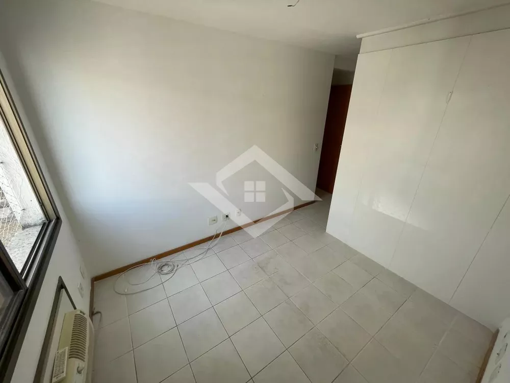 Apartamento à venda com 2 quartos, 72m² - Foto 7