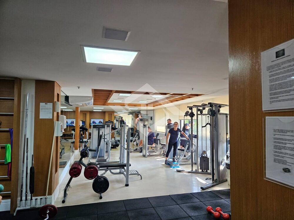 Apartamento à venda com 4 quartos, 142m² - Foto 35