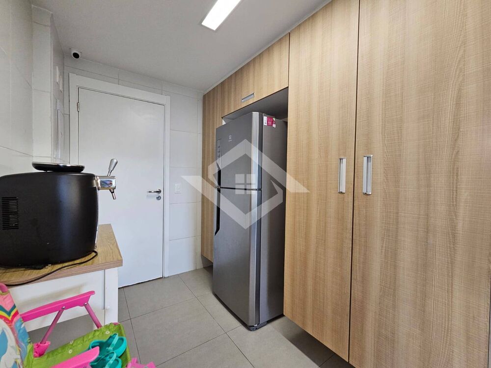 Apartamento à venda com 4 quartos, 142m² - Foto 13