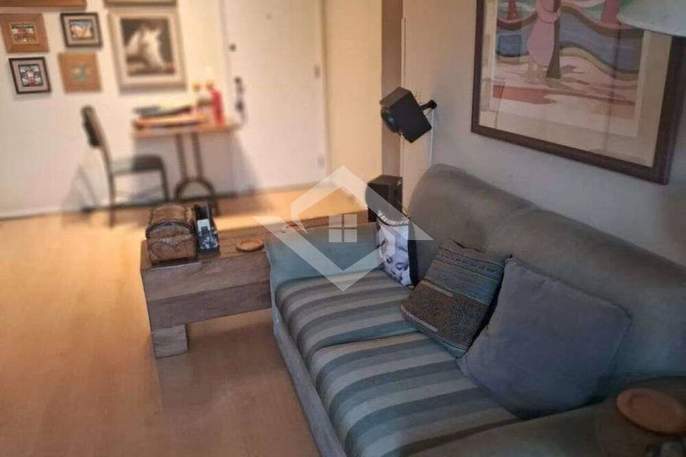 Apartamento à venda com 2 quartos, 60m² - Foto 4