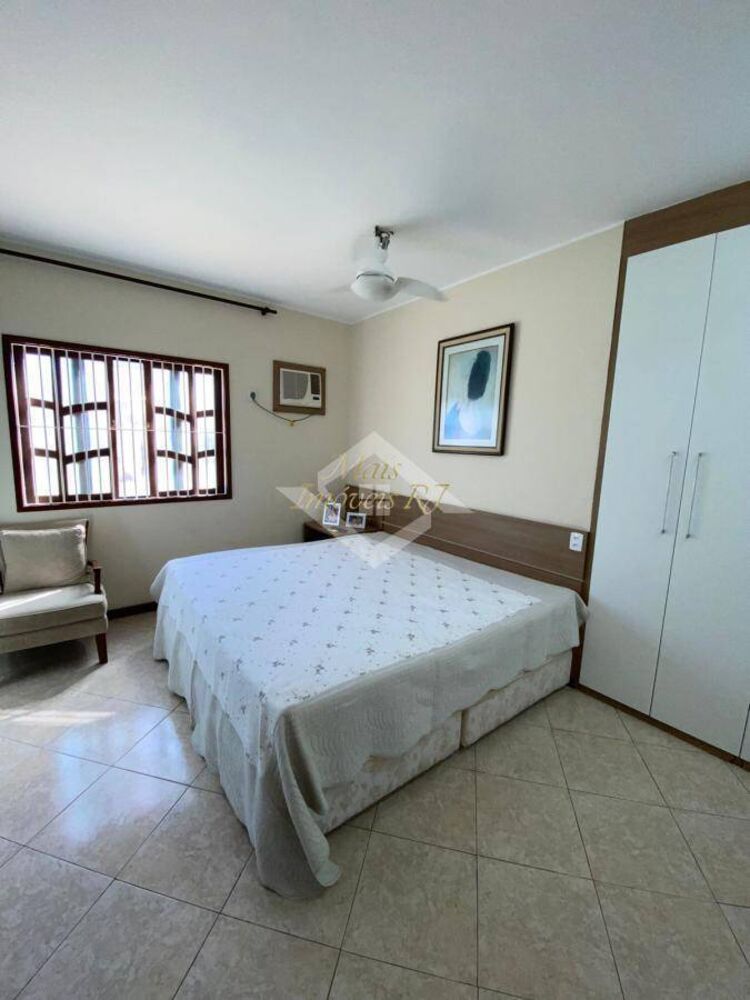 Casa à venda com 4 quartos, 560m² - Foto 6