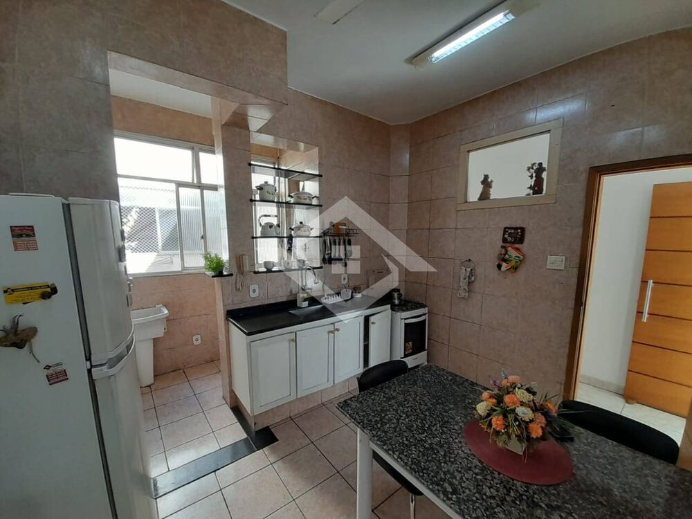 Apartamento à venda com 3 quartos, 100m² - Foto 3