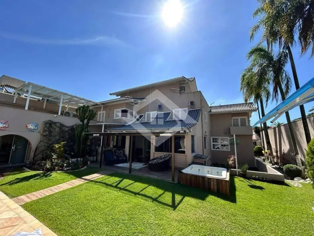 Casa, 5 quartos, 600 m² - Foto 1