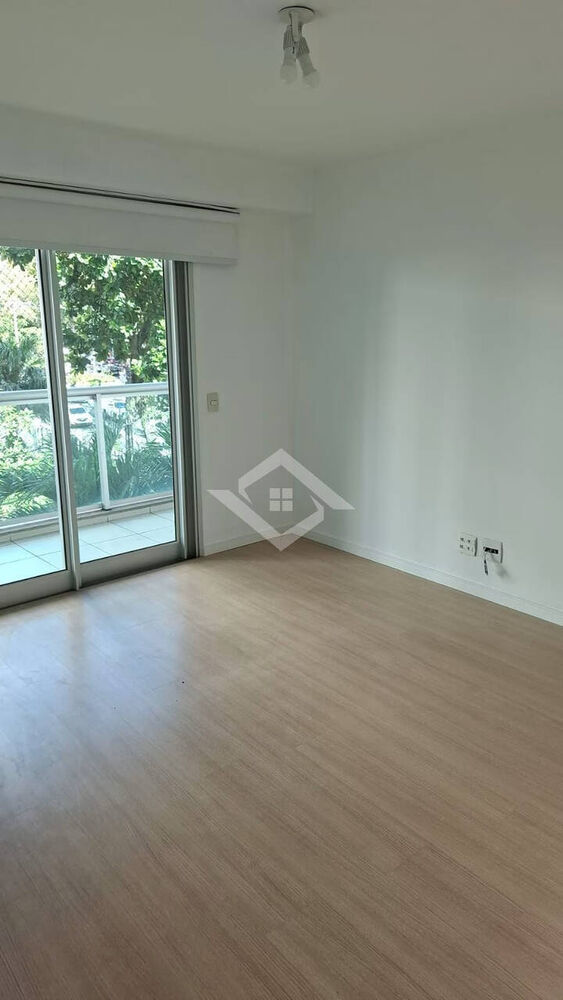 Apartamento à venda com 4 quartos, 225m² - Foto 11