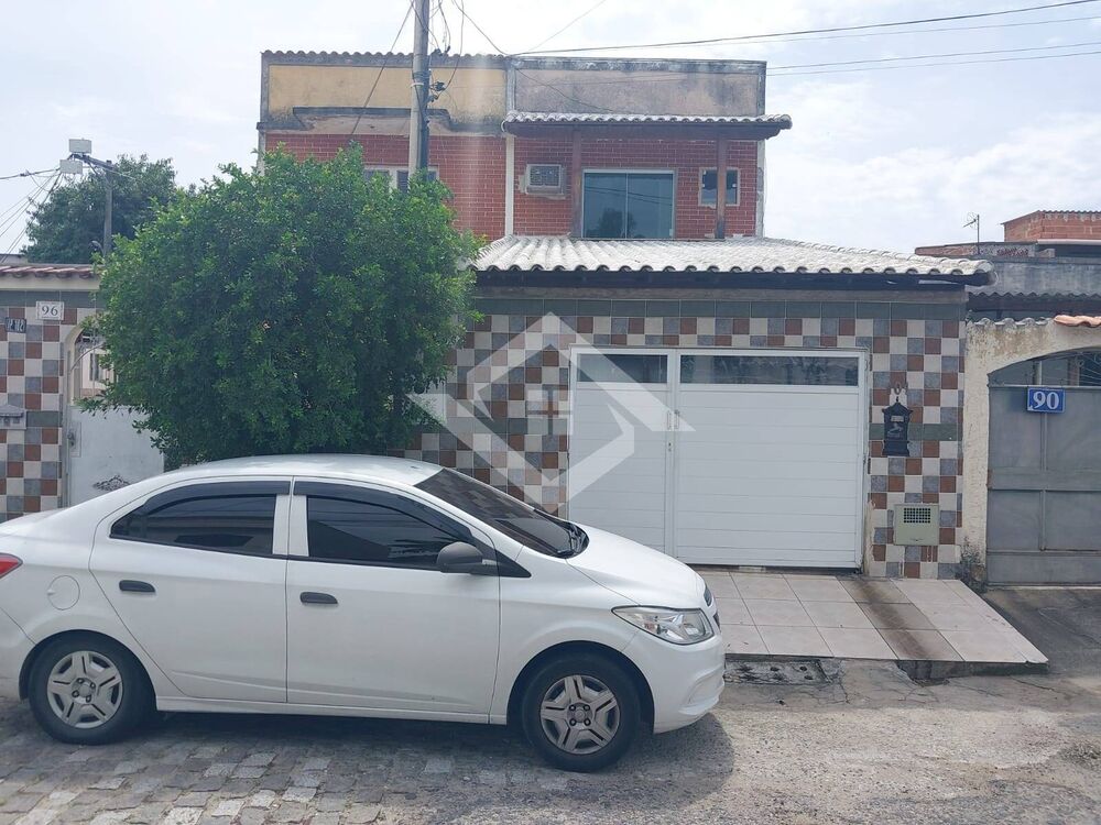 Casa à venda com 2 quartos, 140m² - Foto 8