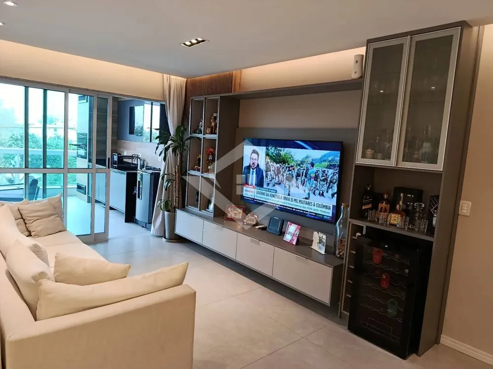 Apartamento, 3 quartos, 160 m² - Foto 2